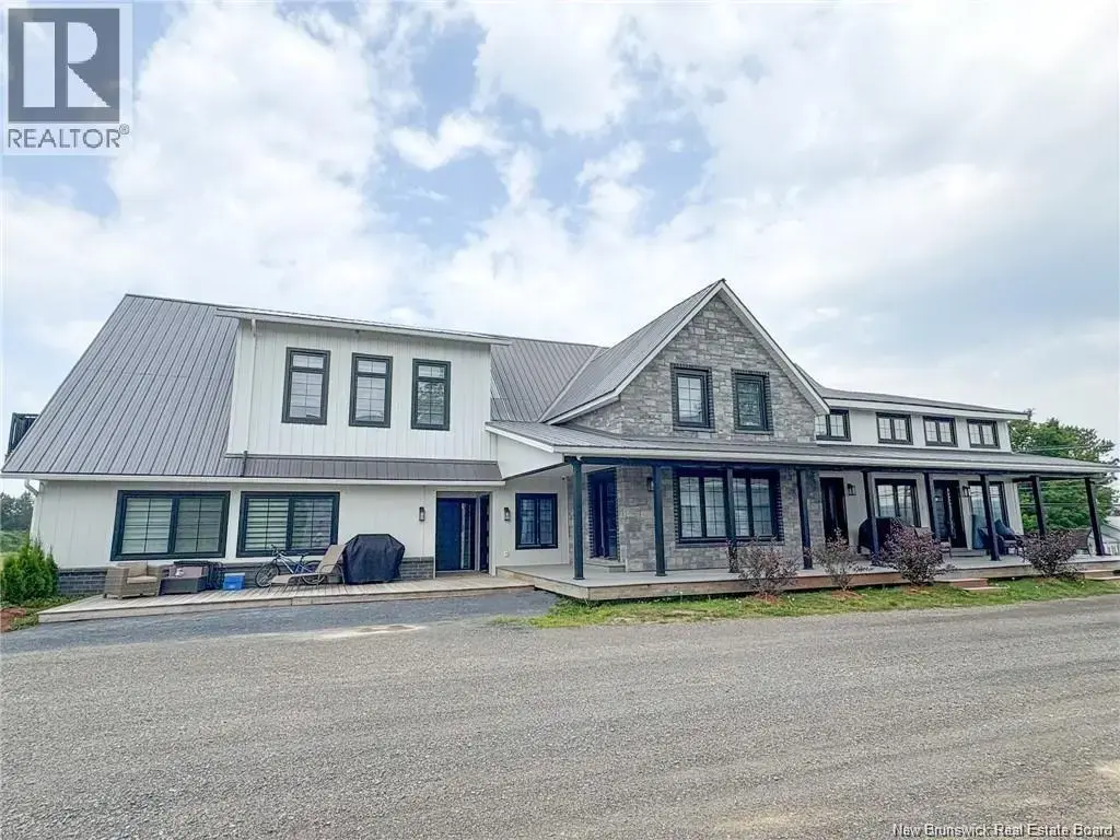24 Riverview Drive Unit# 202, Somerville