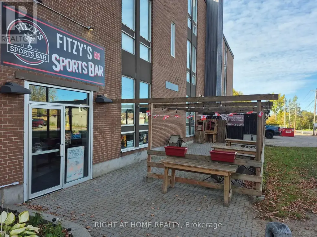150 Peter Street, Pembroke