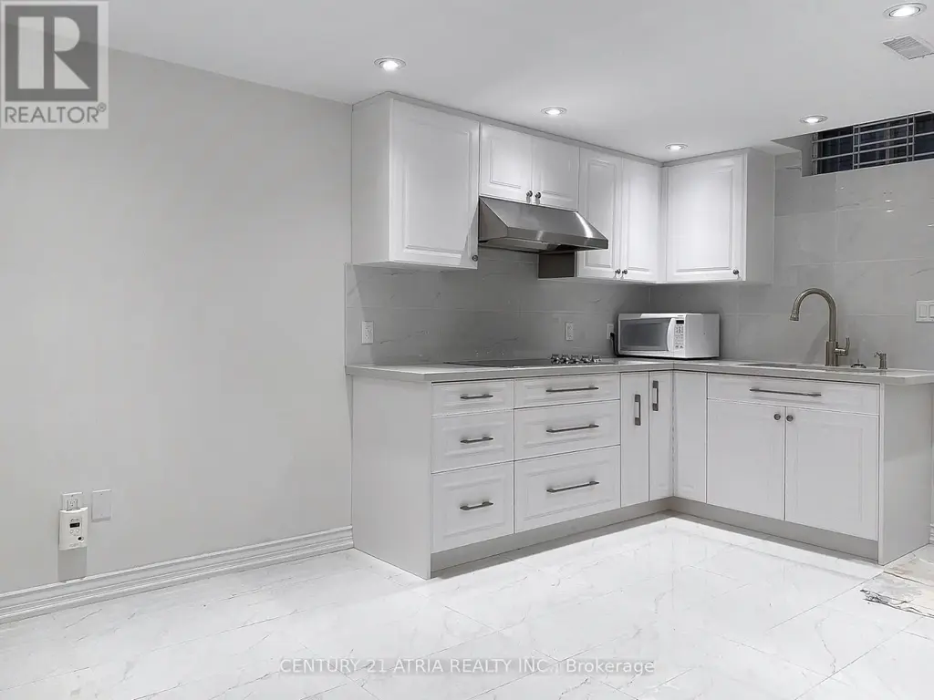 Lower - 40 Alanbull Square, Toronto (Milliken)