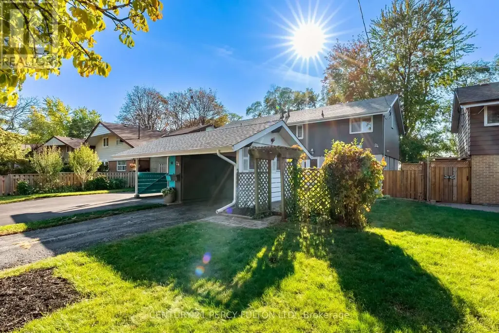 24 Dogwood Crescent, Toronto (Bendale)