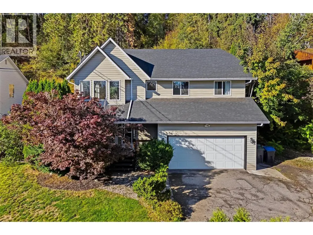 3220 Mciver Road, West Kelowna