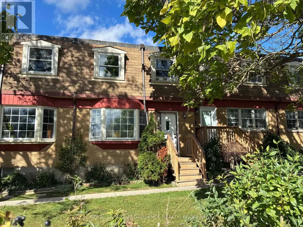 9 - 116 Notch Hill Road, Kingston (Central City West)