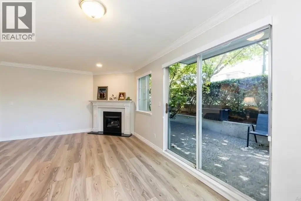 7 249 E 4th Street, North Vancouver