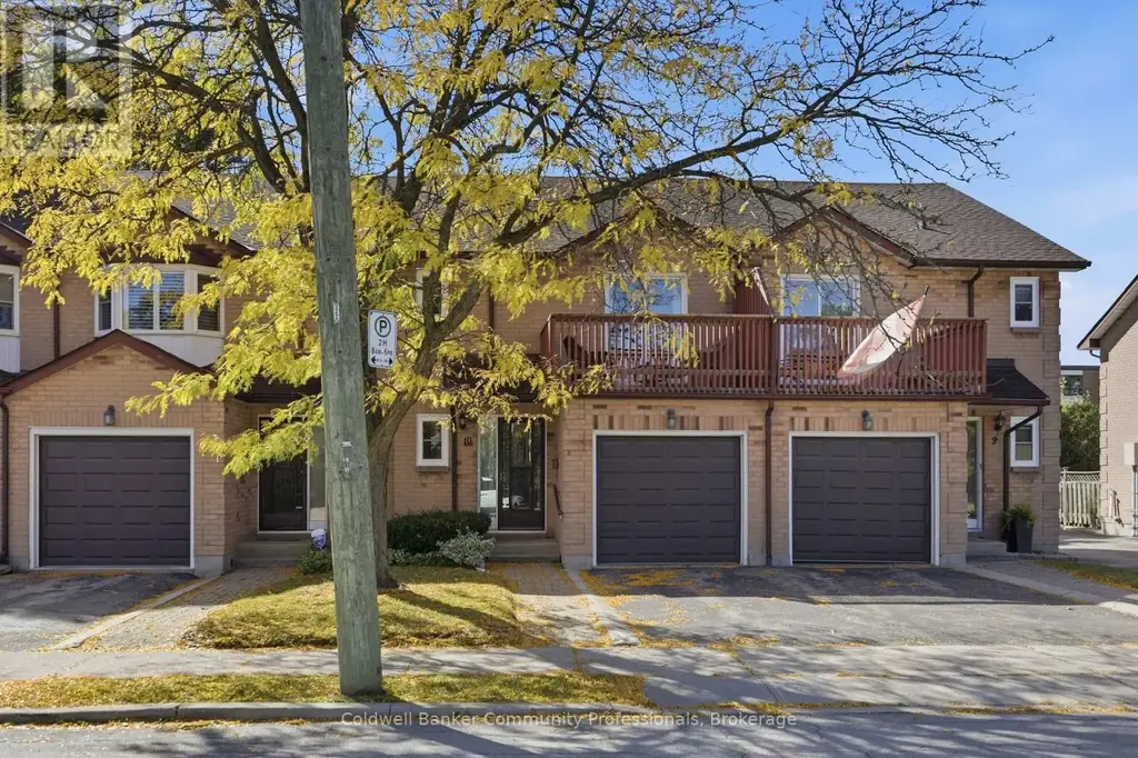 10 - 14 Brucedale Avenue E, Hamilton (Centremount)