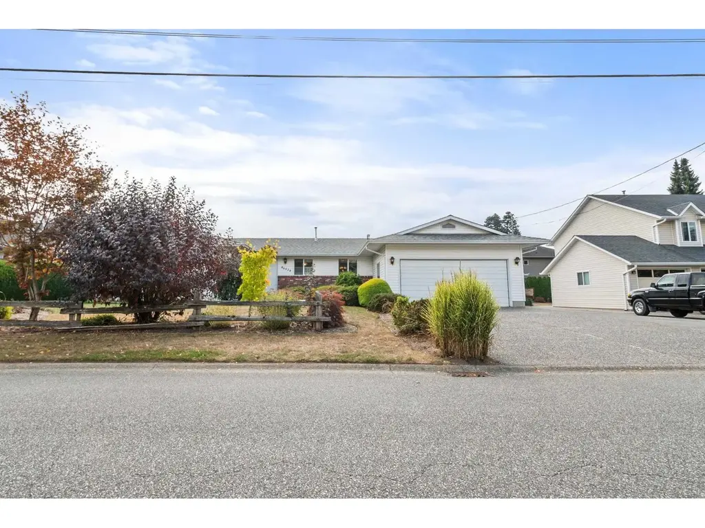 46634 Elliott Avenue, Fairfield Island, Chilliwack