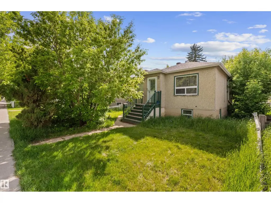 7516 106 St Nw Nw, Edmonton