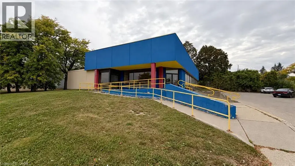 405 King Street N, Waterloo