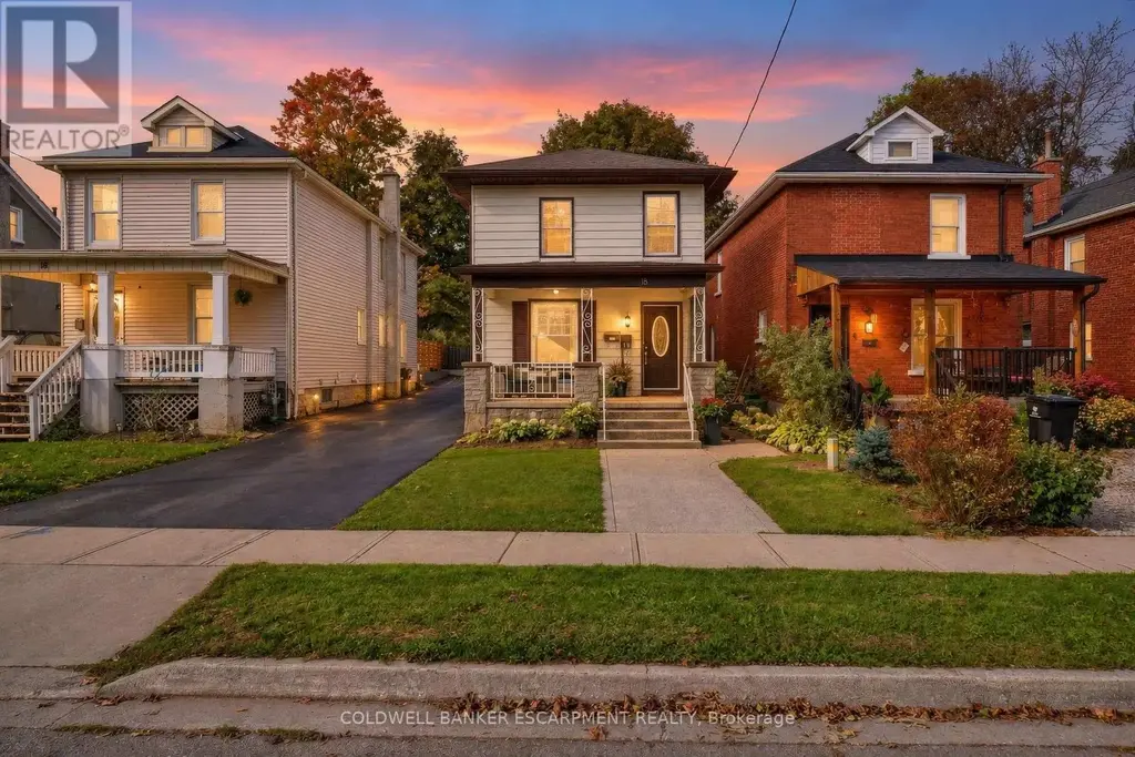 18 Lowrey Avenue N, Cambridge