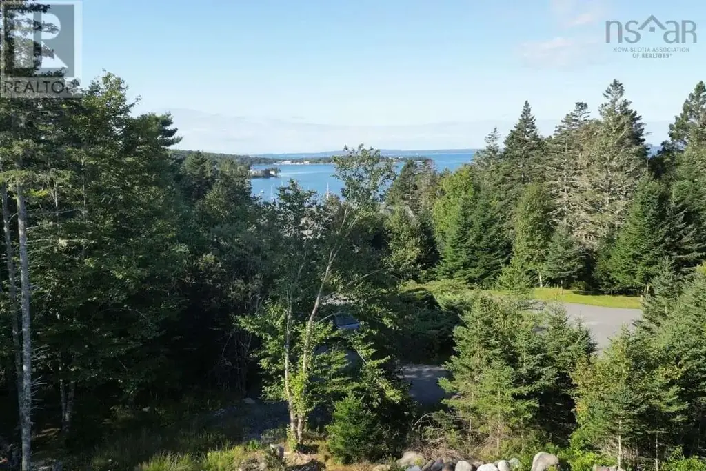 28 Juniper Ridge, Glen Haven