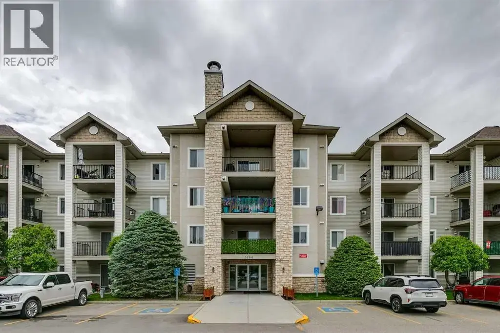 2407, 12 Cimarron Common, Okotoks