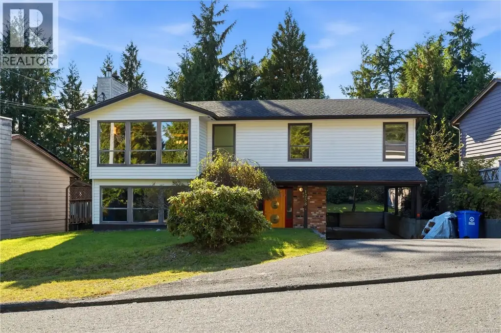 1258 Rupert Rd, Ucluelet