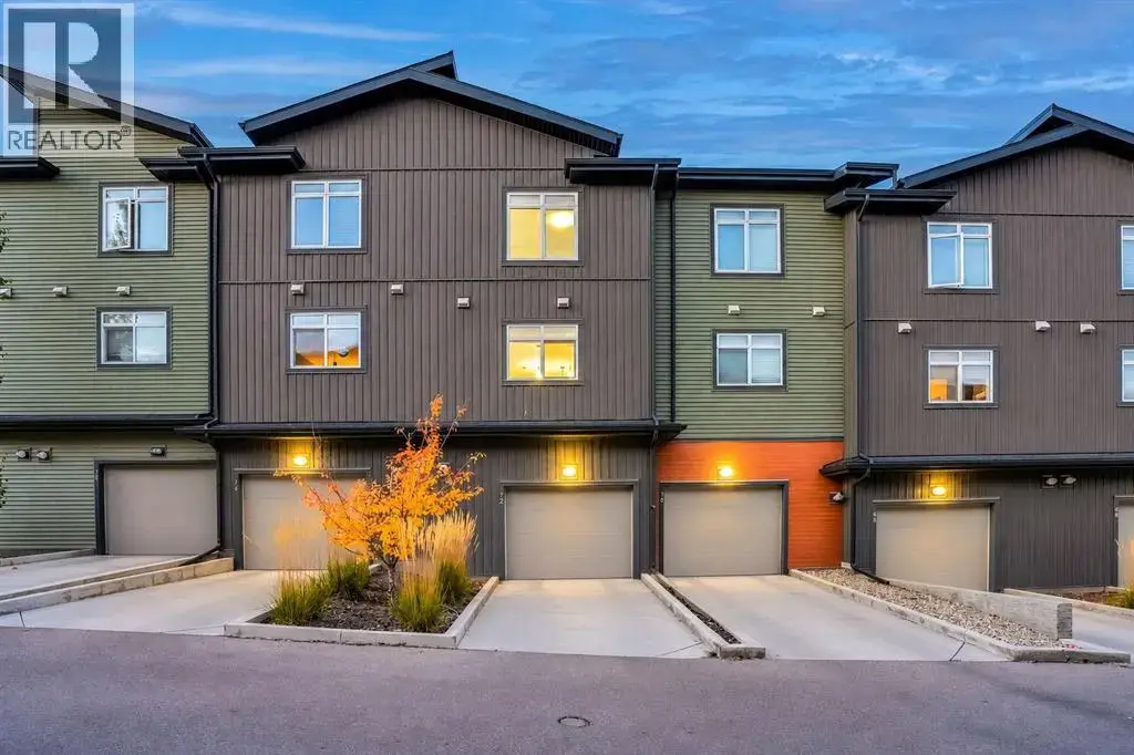 72 Sage Bluff Circle Nw, Calgary