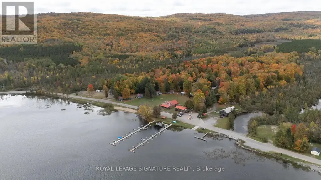 949 Lake Clear Road, Bonnechere Valley