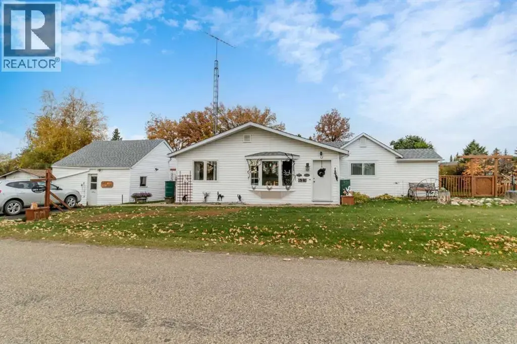 623 3 Avenue, Elnora