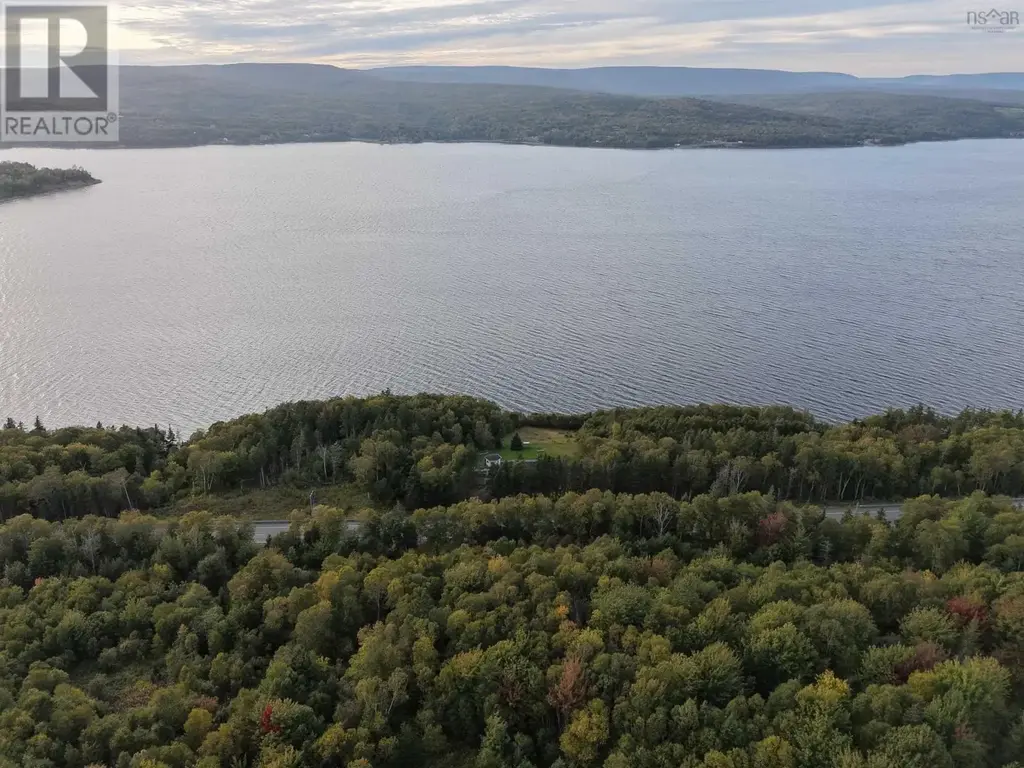 Highway 105, Englishtown