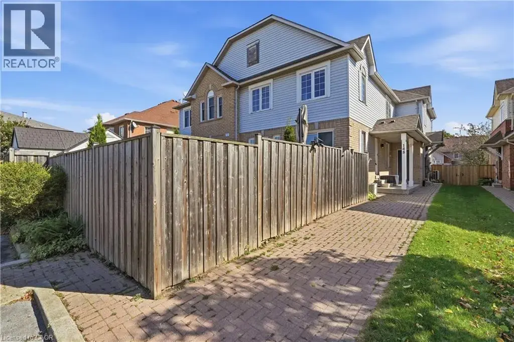 148 Rockhaven Lane, Waterdown