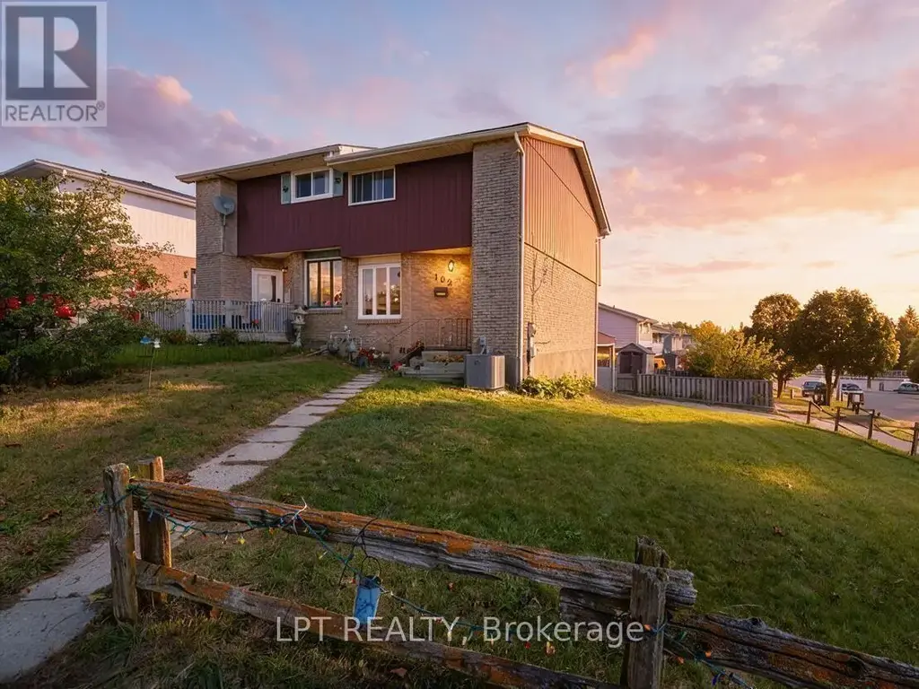 102 The Country Way, Kitchener