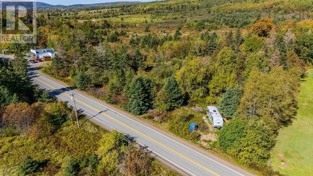 3425 Highway 2, Economy