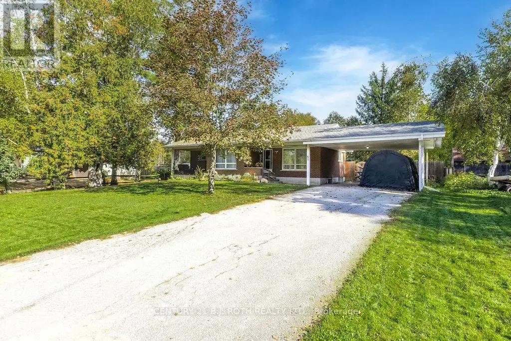 61 Ward Avenue, Oro-Medonte (Prices Corners)