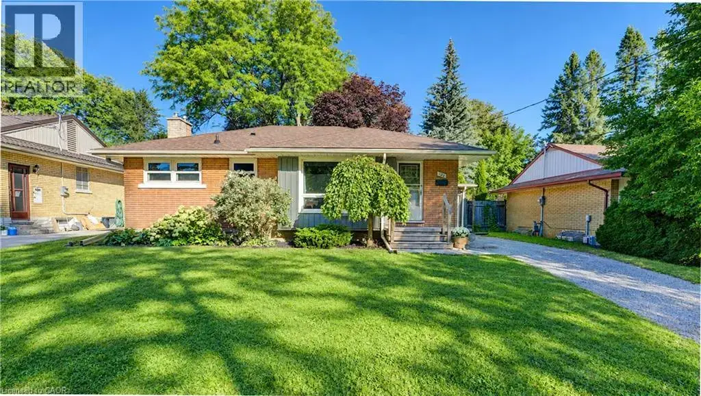 122 Brandon Avenue, Kitchener