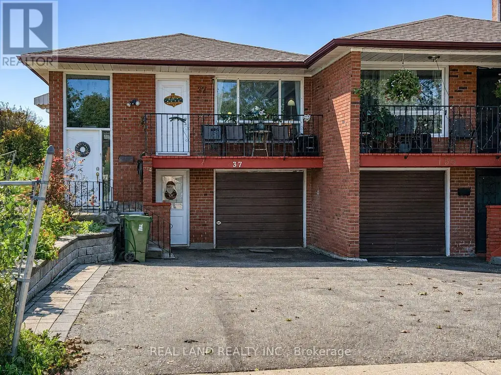 37 Pawnee Avenue, Toronto (Pleasant View)