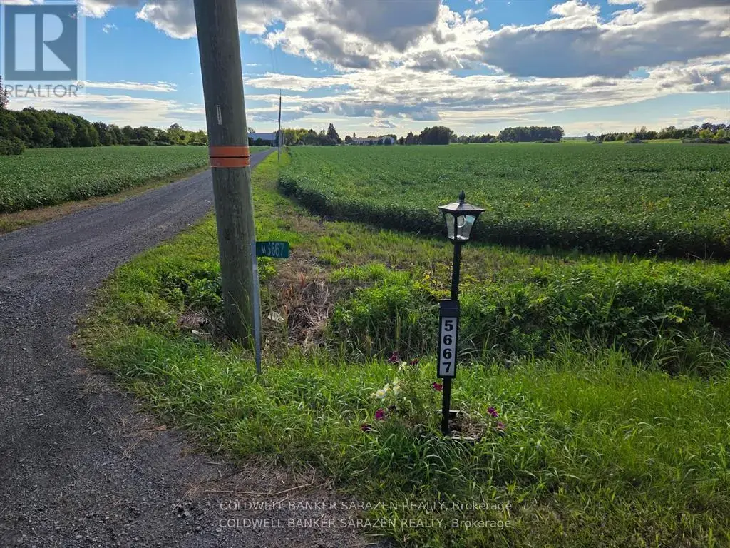 5667 Old Richmond Road W, Ottawa