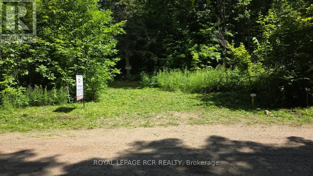 1527 Madill Road, Highlands East (Monmouth)