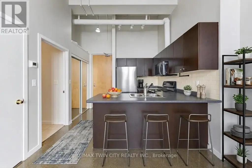 405 - 404 King Street W, Kitchener