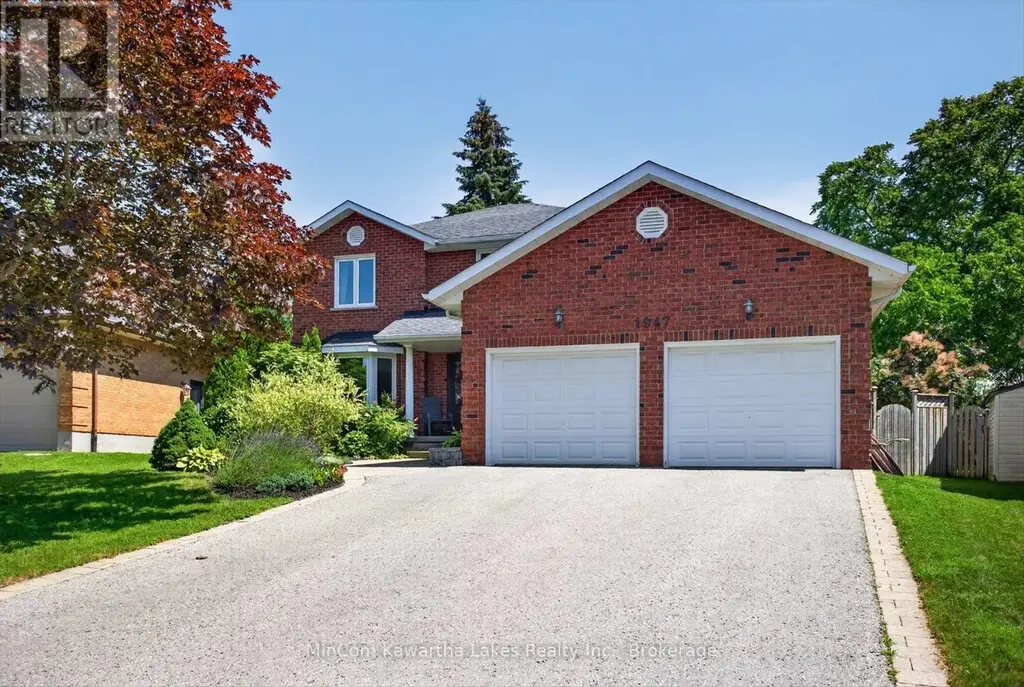 1947 Parkwood Circle, Peterborough (Monaghan Ward 2)