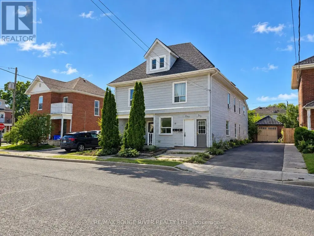207 Stewart Street, Peterborough (Town Ward 3)