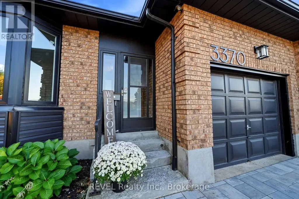 3370 Cardinal Drive, Niagara Falls (Mt. Carmel)