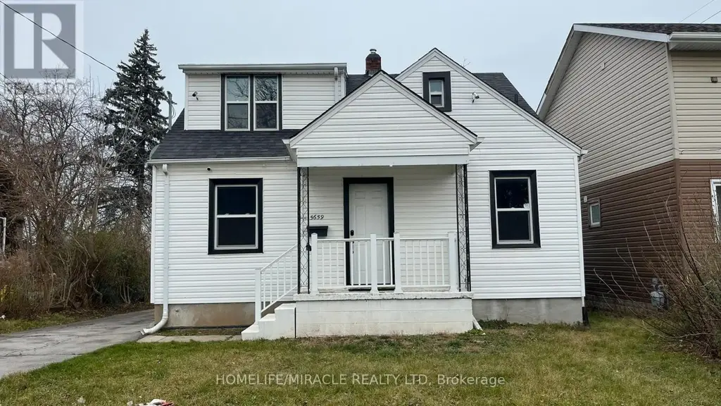 5659 Robinson Street, Niagara Falls (Dorchester)