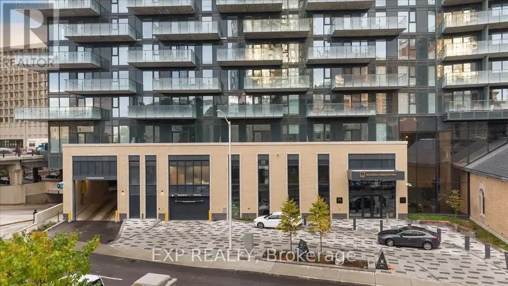 #2105 - 74 Nicholas Street, Ottawa
