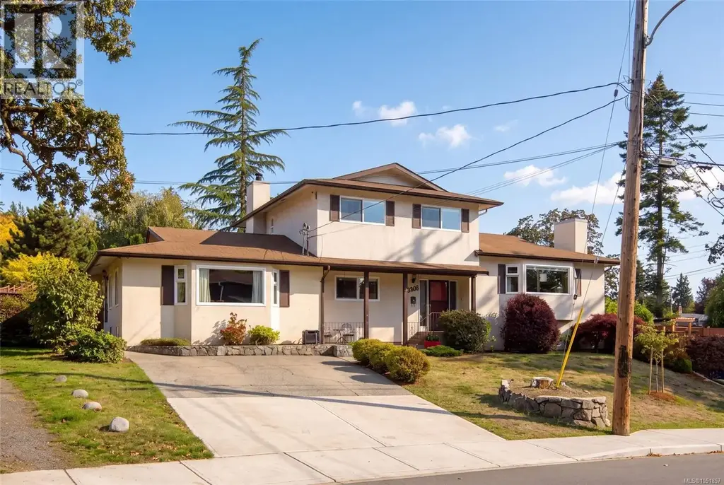 3906 Braefoot Rd, Saanich