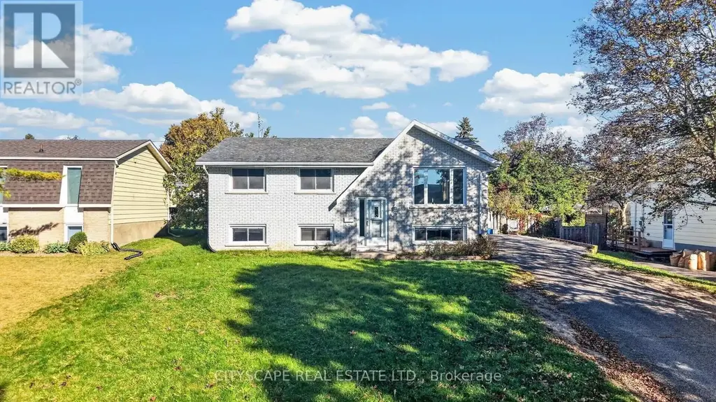39 Huff Avenue, Loyalist (Amherstview)