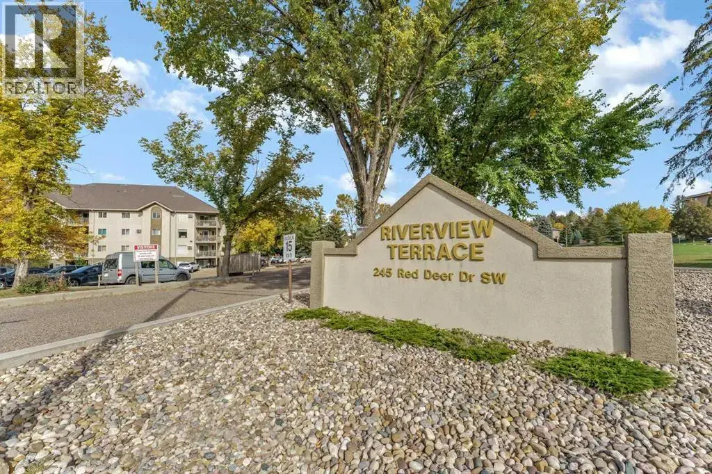 104, 245 Red Deer Drive Sw, Medicine Hat
