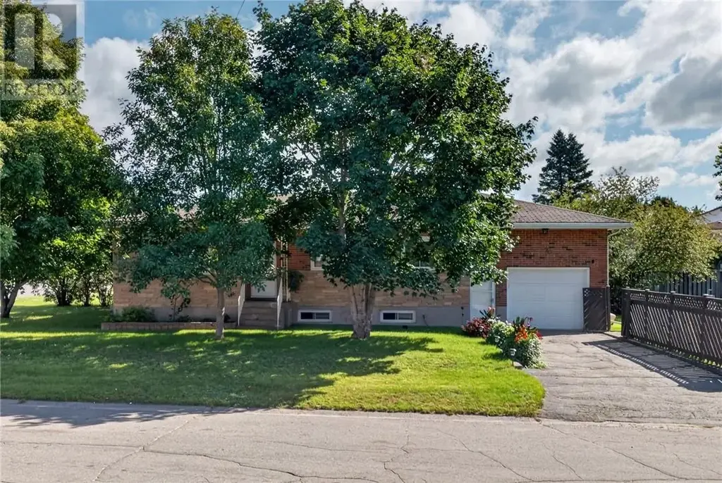 20 Coulson Street, Capreol