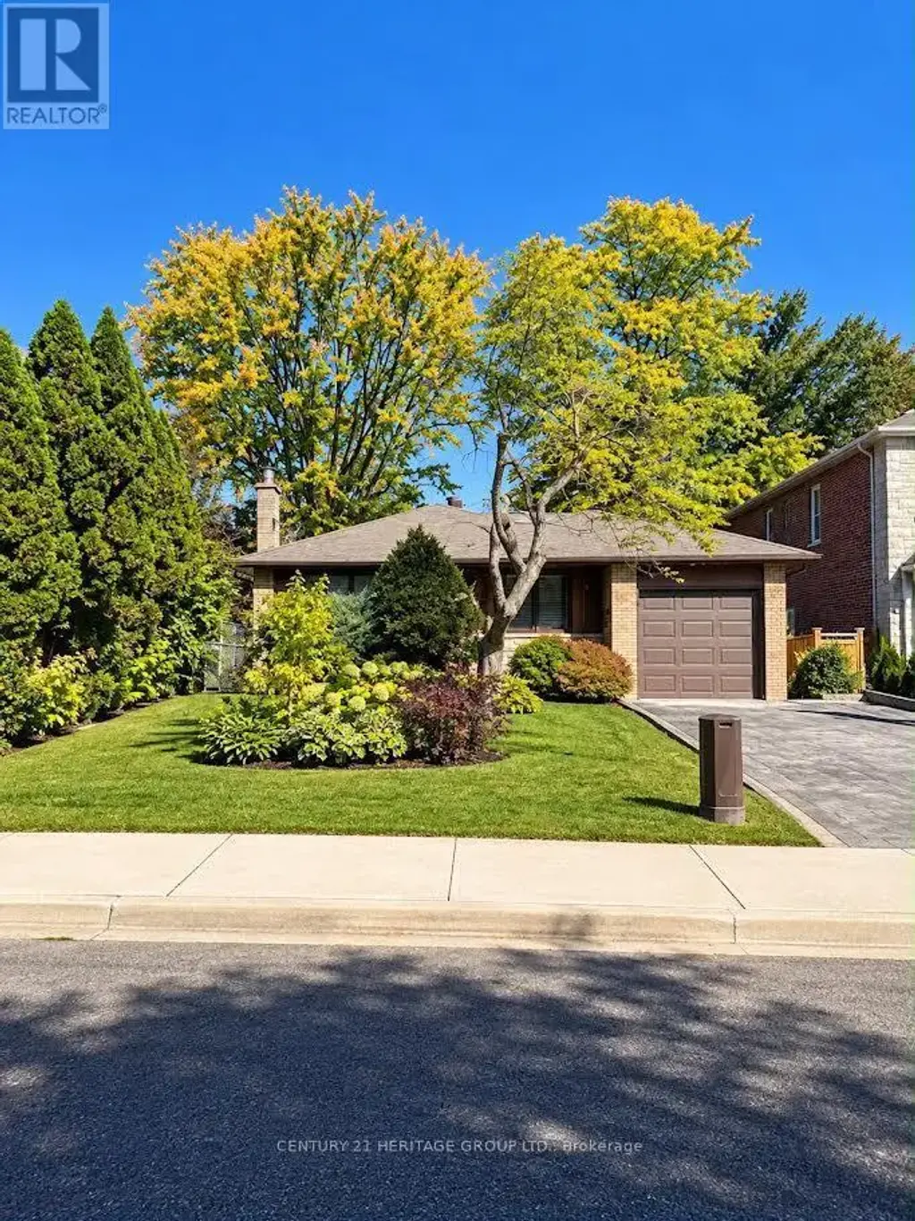 130 Grandview Avenue, Markham (Grandview)