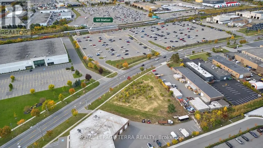 2150 Speers Road, Oakville (QE Queen Elizabeth)