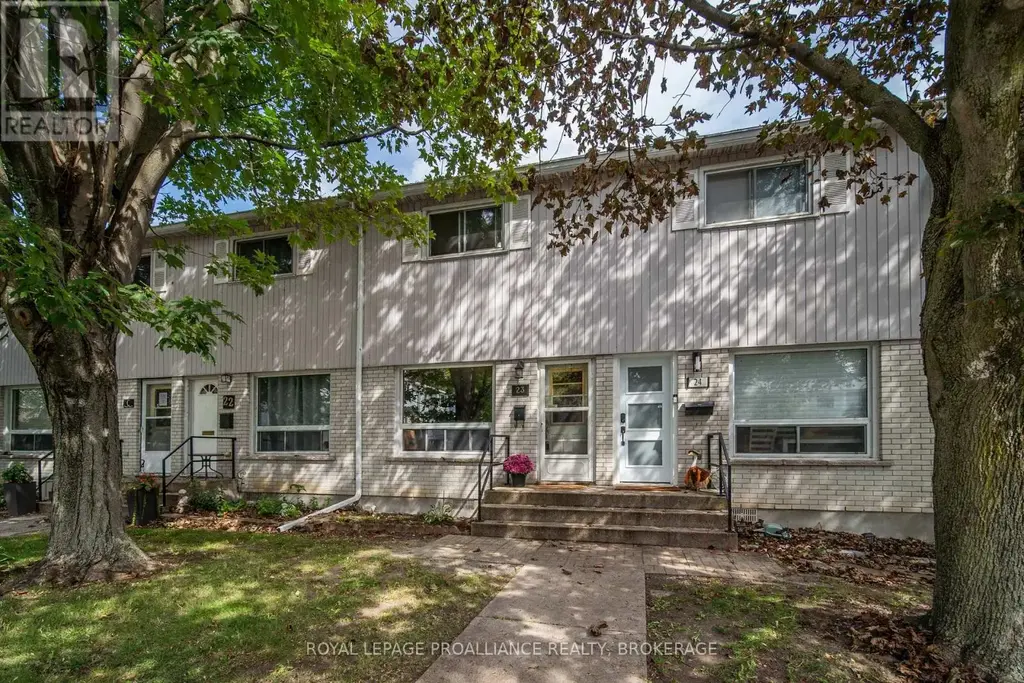 23 - 4427 Bath Road, Loyalist (Amherstview)