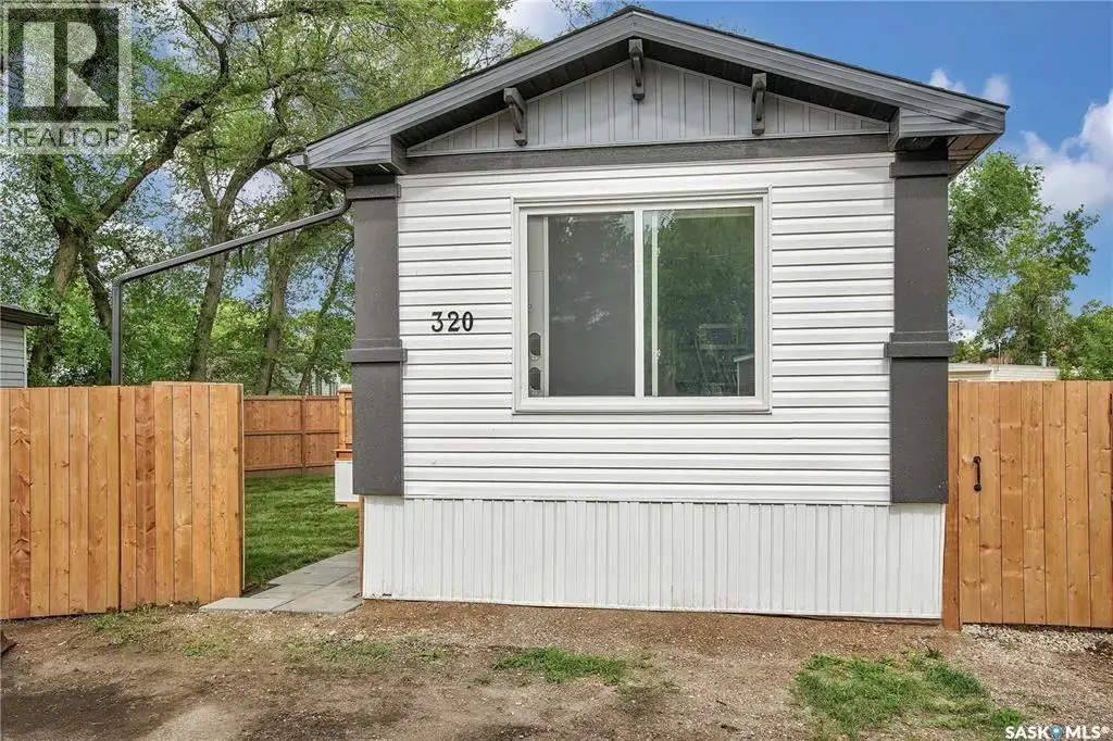 320 1524 Rayner Avenue, Saskatoon