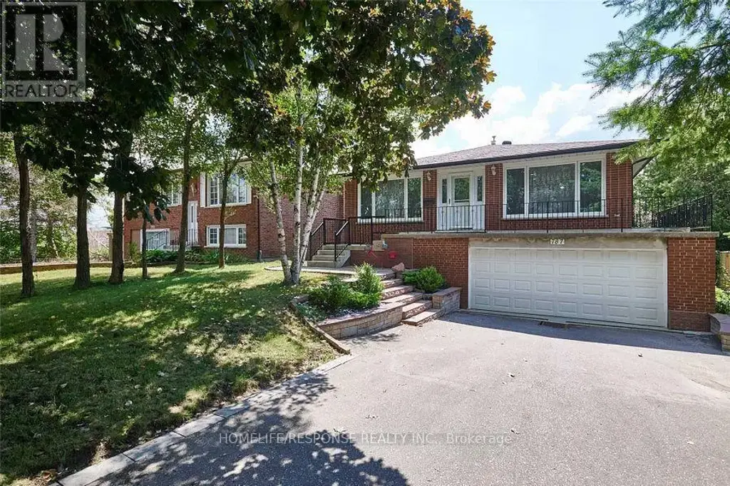 787 Sheppard Avenue, Pickering (Woodlands)