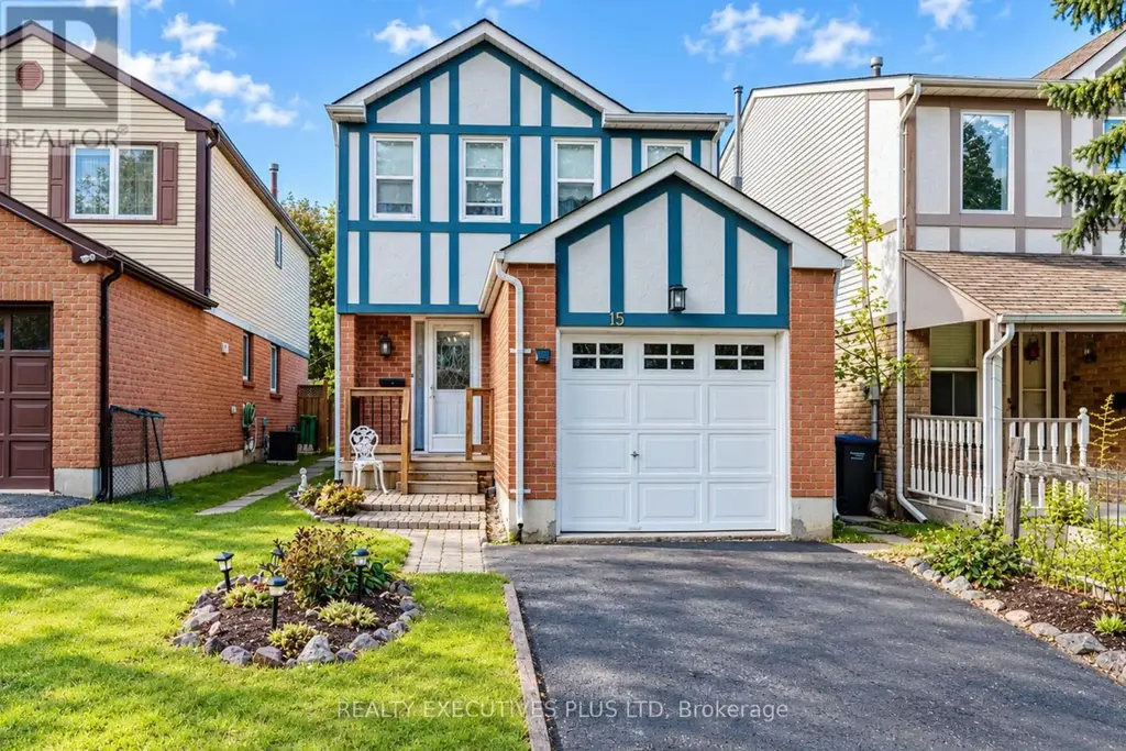 15 Mangrove Road, Brampton (Central Park)