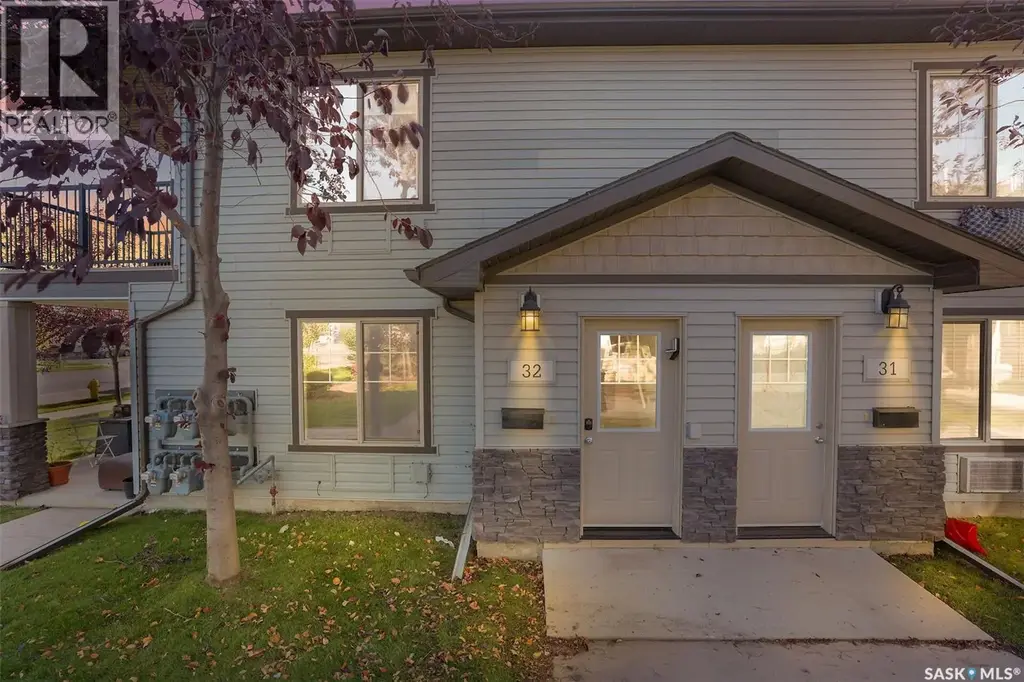32 5019 James Hill Road, Regina