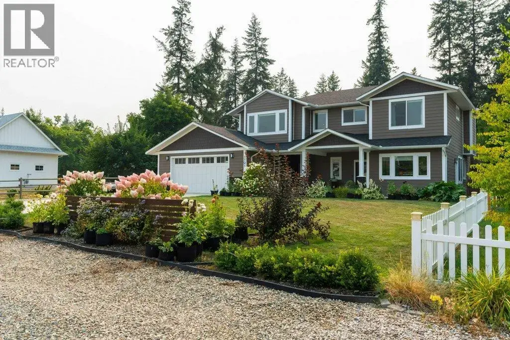 1791 22 Street Ne, Salmon Arm