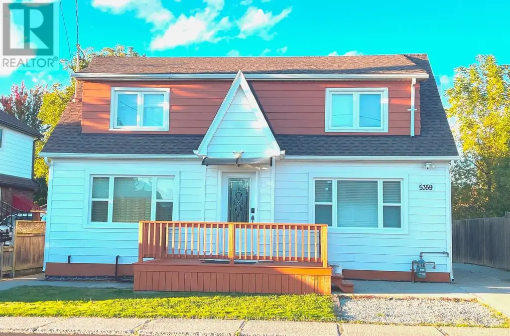 5359 Kitchener Street, Niagara Falls (Clifton Hill)