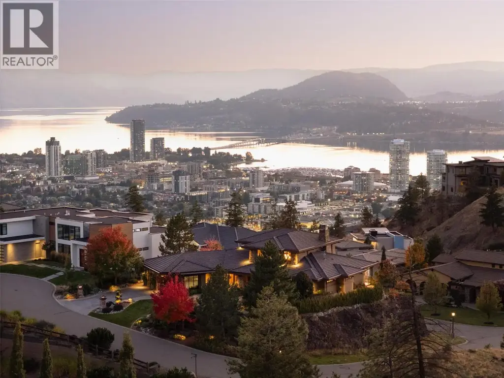 706 Highpointe Court, Kelowna