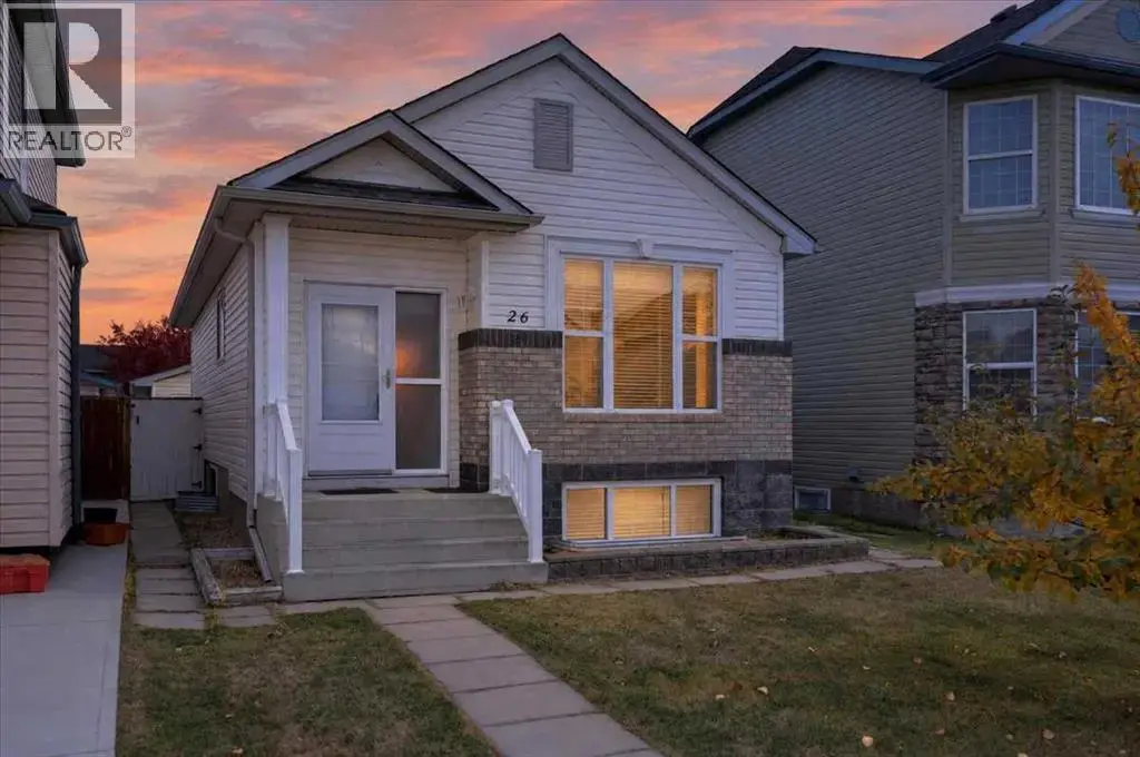 26 Saddlemead Way Ne, Calgary
