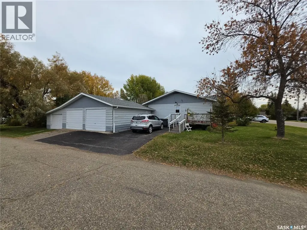 601 2nd Avenue, Raymore