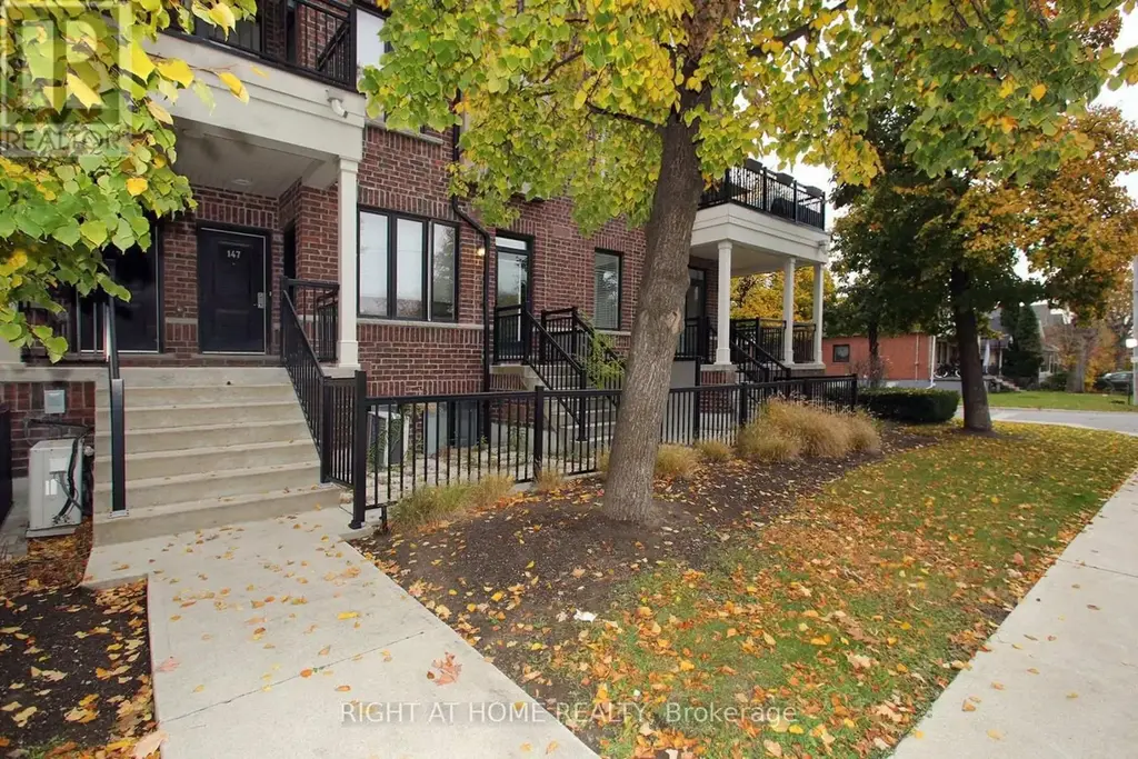147 - 50 Carnation Avenue, Toronto (Long Branch)